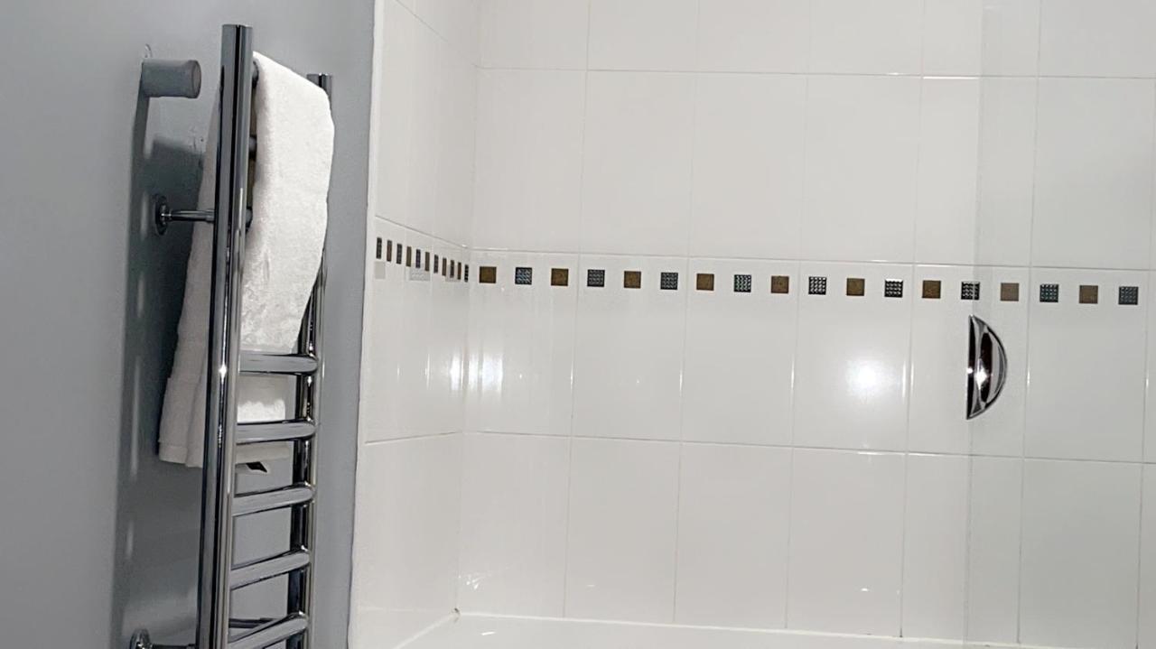 Luxury 1 Bed Apartment With Parking Manchester Ngoại thất bức ảnh